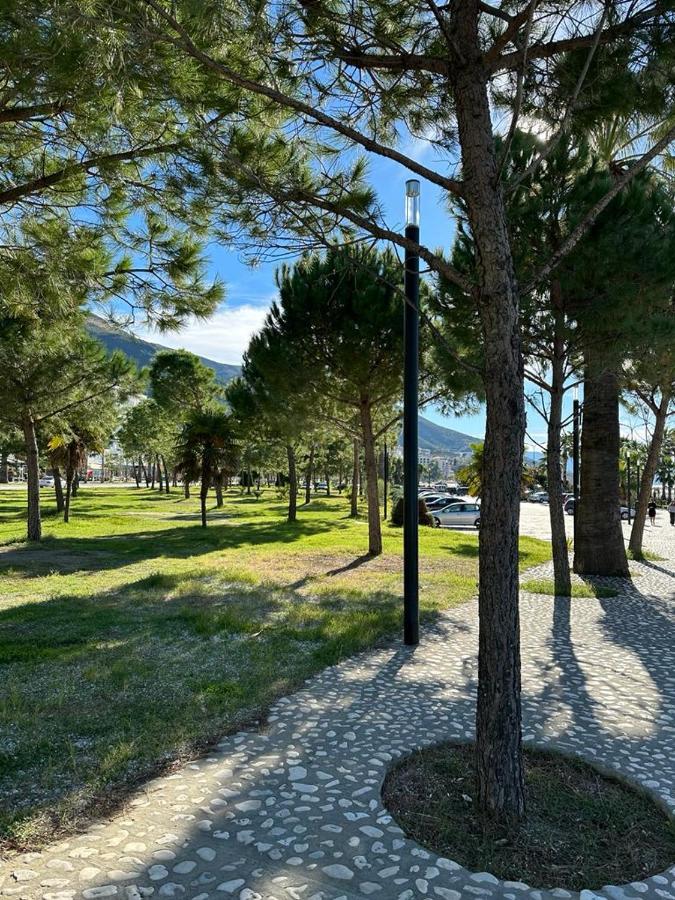 Beachfront With Hotel Facilities Vlorë Buitenkant foto